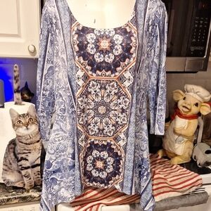 f G. Collection Blue Patterned Women's Top. Stretch 2X